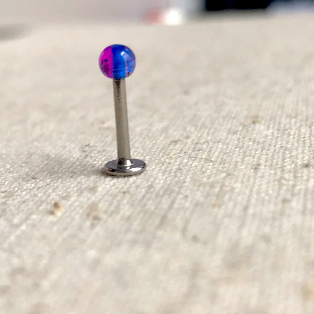 16g Labret